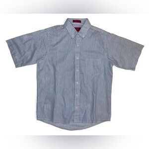 Classic Collection Boys Size 20 Blue and White Short Sleeve Button-Down Shirt
